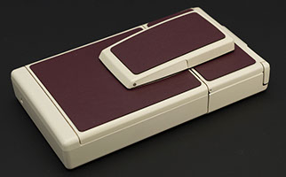 Polaroid SX-70 Witn New Cover